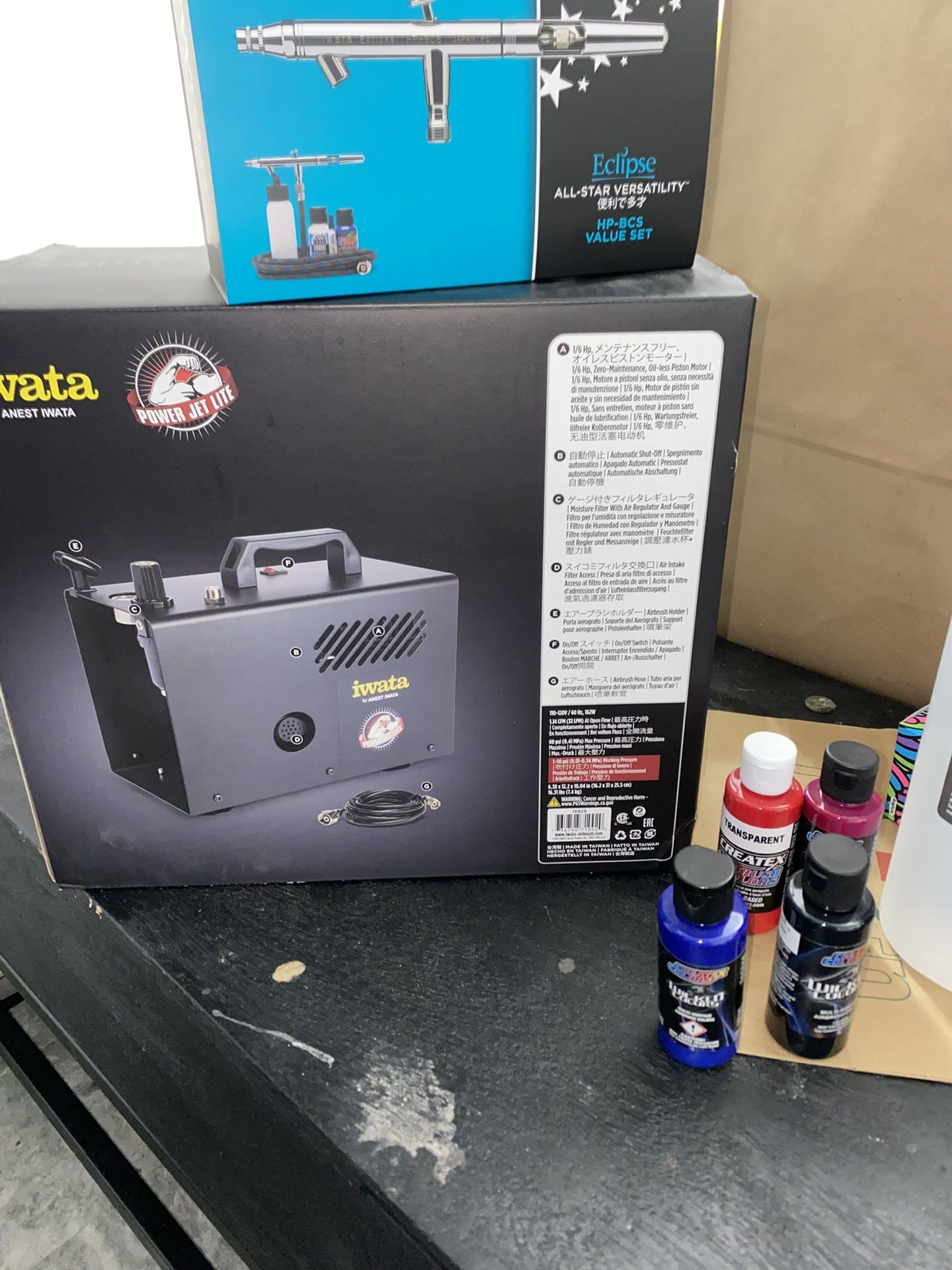 Iwata Power Jet Lite And Airbrush 