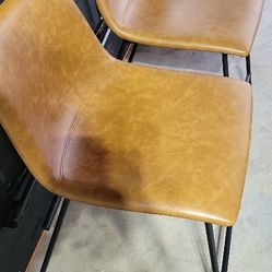 Counter High Chairs   For 50