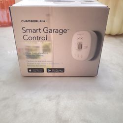 Chamberlain Smart Garage Control – Works with myQ App & Alexa