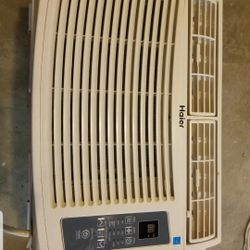 10,000 BTU 110 volt Used 1 season 