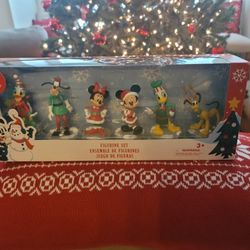 Disney Christmas Figurine Set
