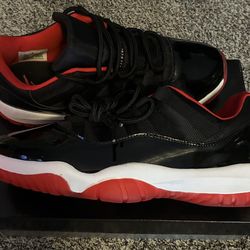 Retro Jordan Low Bred 11’s Sz11