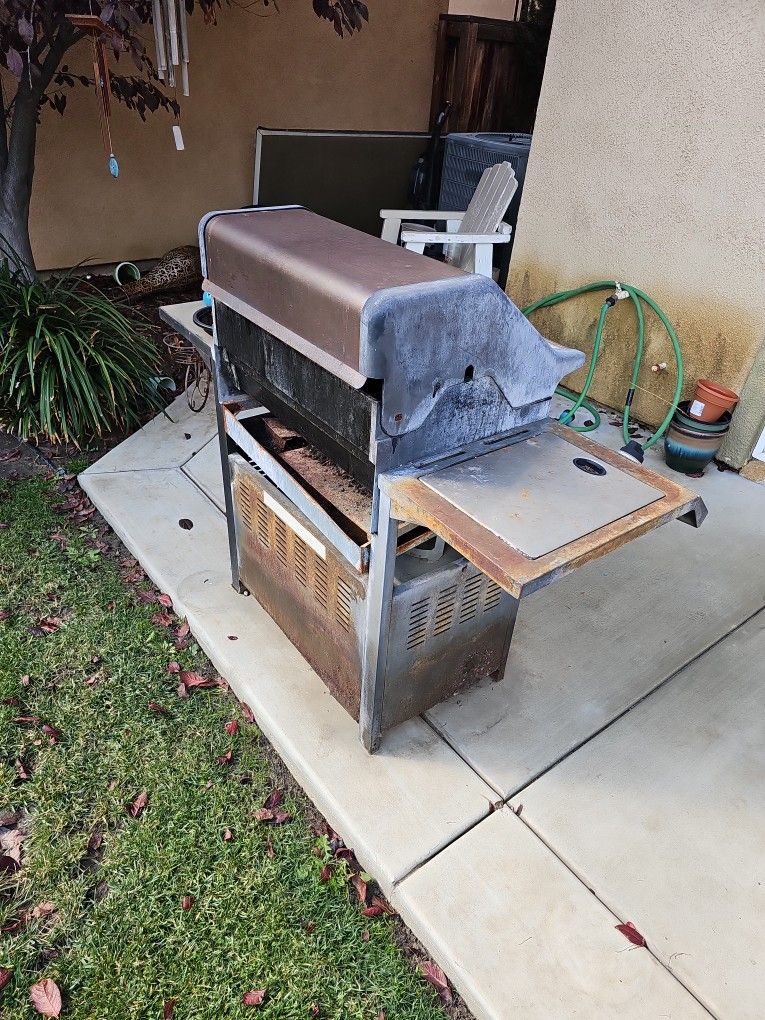 FREE!!! Bbq Grill for Sale in Temecula, CA OfferUp