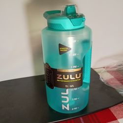 ZULU Goals 64 oz Half Gallon Plastic Water Jug – Aquaviva -NEW WITH TAG 