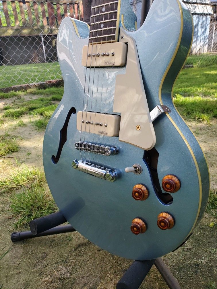 ES 339 Pro P90