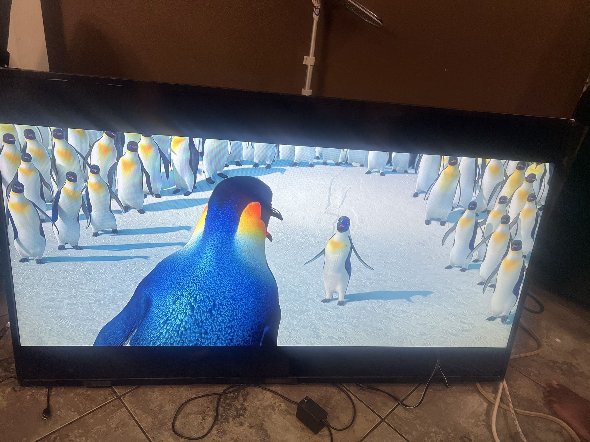 2024 Insignia™ - 55" Class F30 Series LED 4K UHD Smart Fire TV Model:NS-55F301NA25. Used in very good condition and fully functional. The TV does not