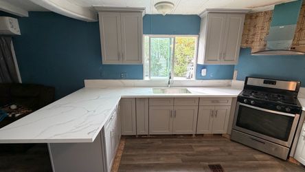 Kitchen cabinets  FINANCING AVAILABLE 18 MONTHS NO INTEREST 0 DOWNPAYMENT