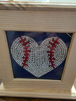 MILWAUKEE BREWERS ROTATING DISPLAY CUBE