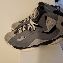 Jordan's cool gray's 6