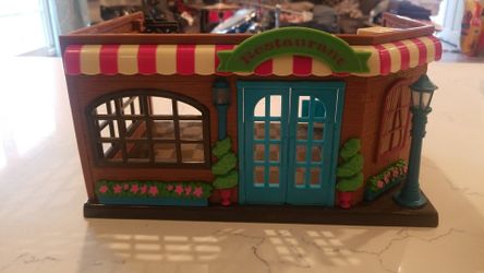 Little playhouse