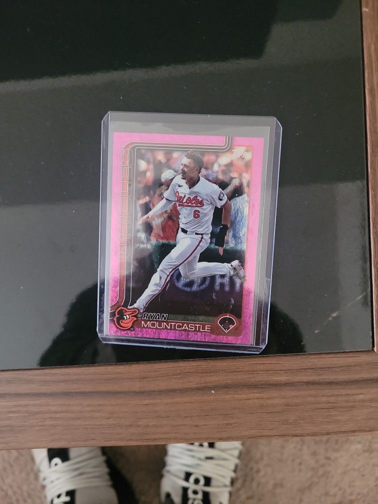 Ryan Mouncastle Pink Holo Foil
