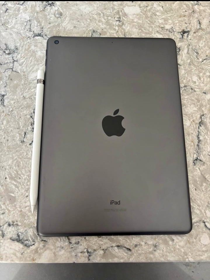 iPad and Apple Pencil