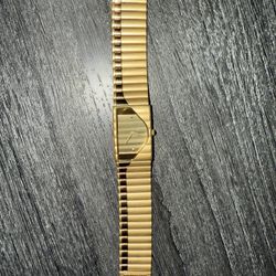 Rare Seiko Quartz Half Moon Watch 2Y00-5F90