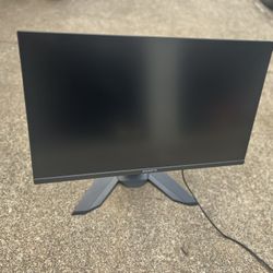 GIGABYTE - M32U 32" LED 4K UHD FreeSync Premium Pro SS IPS Gaming Monitor with HDR (HDMI, DisplayPort, USB - Black