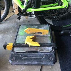 Tile saw for Bath/ Kitchen Projects Blade Included