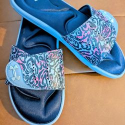 Under Armour Women's Size 9 Slides