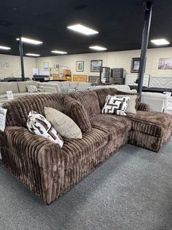 Chocolate Midnight Sectional. 🚚WE DELIVER🚚