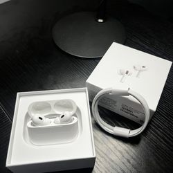Airpod Pros (2nd Generation) *NEW*