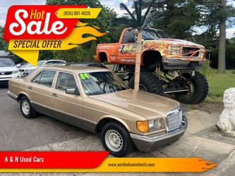 1984 Mercedes-Benz 380-Class