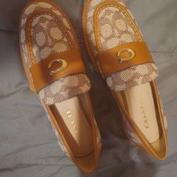 COCH Carousel Loafers AUTHENTIC