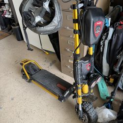 Kaabo Wolf King Gt Electric Scooter 