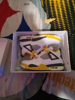 Jordan 4 women's