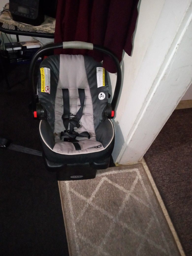 Graco Carseat 