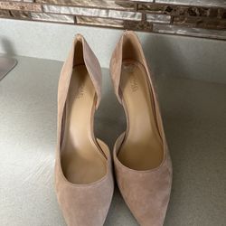 BRAND NEW MICHAEL KORS SUEDE PUMP SIZE 7