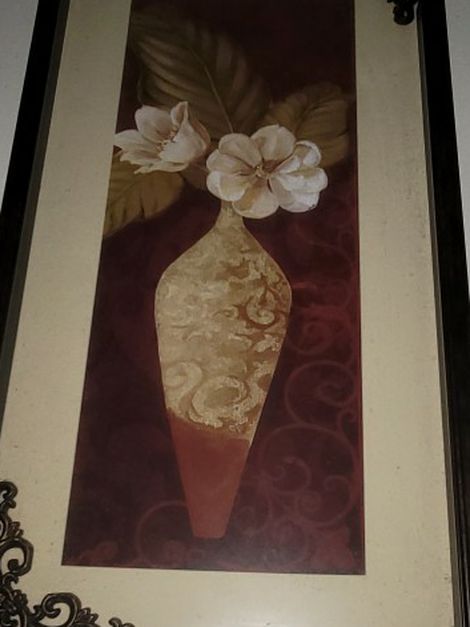 Elegent Framed "Flower In a Vase" Picture