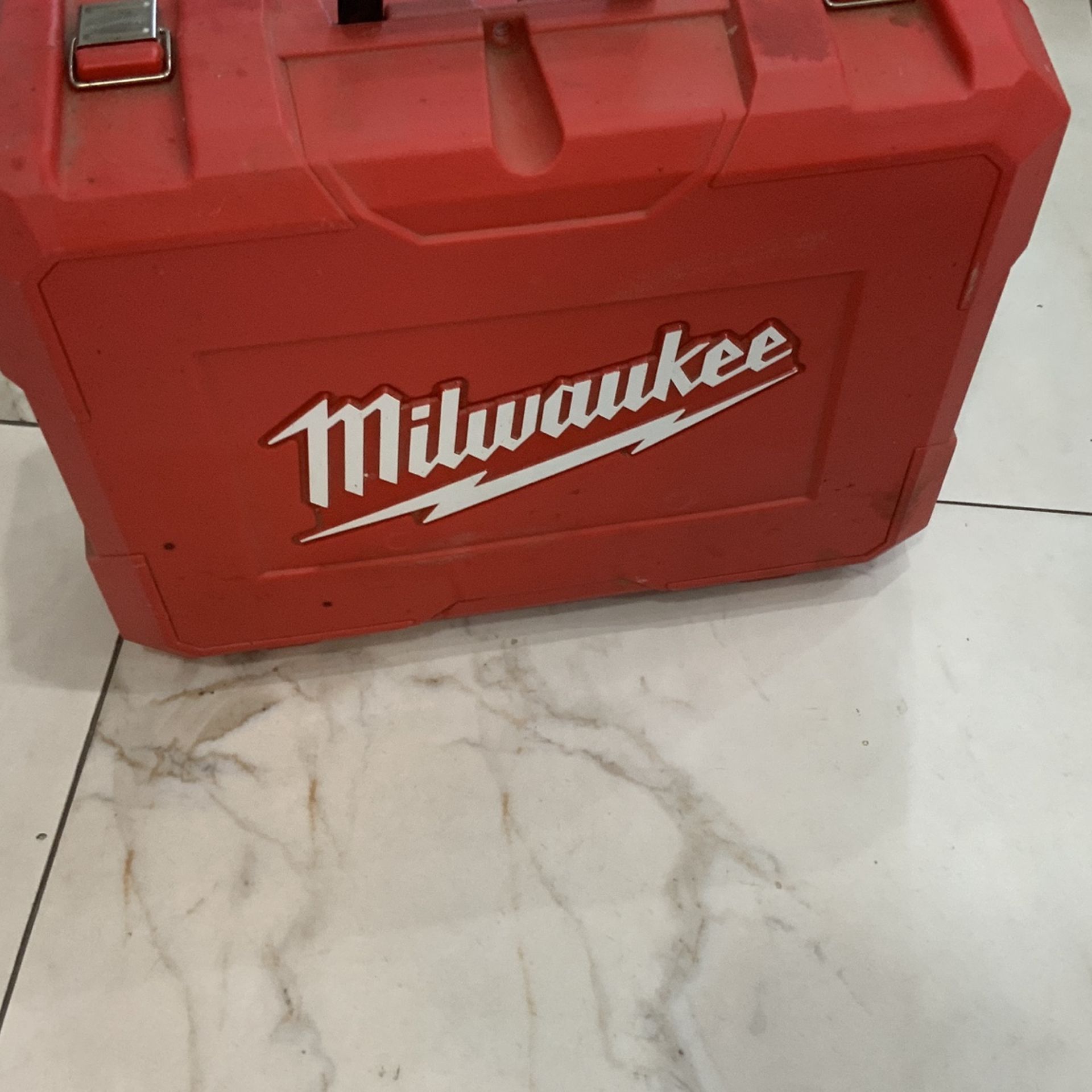 Milwaukee blade pulley bandsaw super clean with case