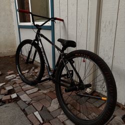 29’ Free Agent (throne)