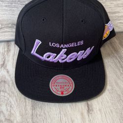 New Era Snapback Hat Lakers$35