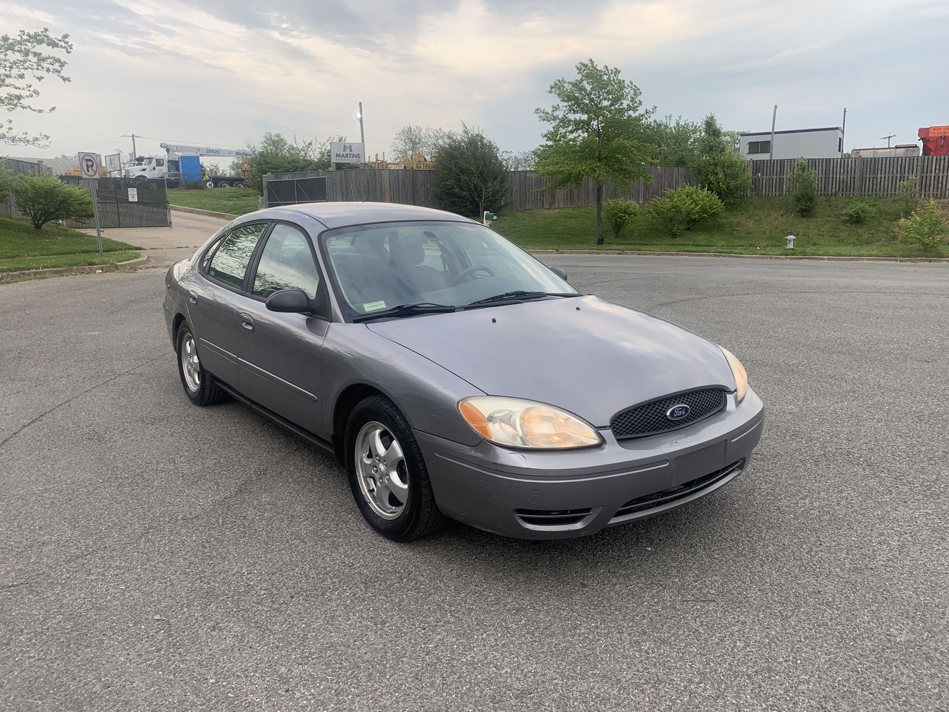 2006 Ford Taurus