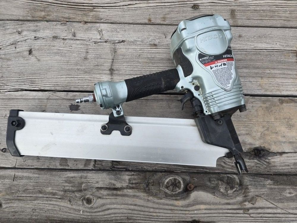HITACHI 16 PENNY NAILER