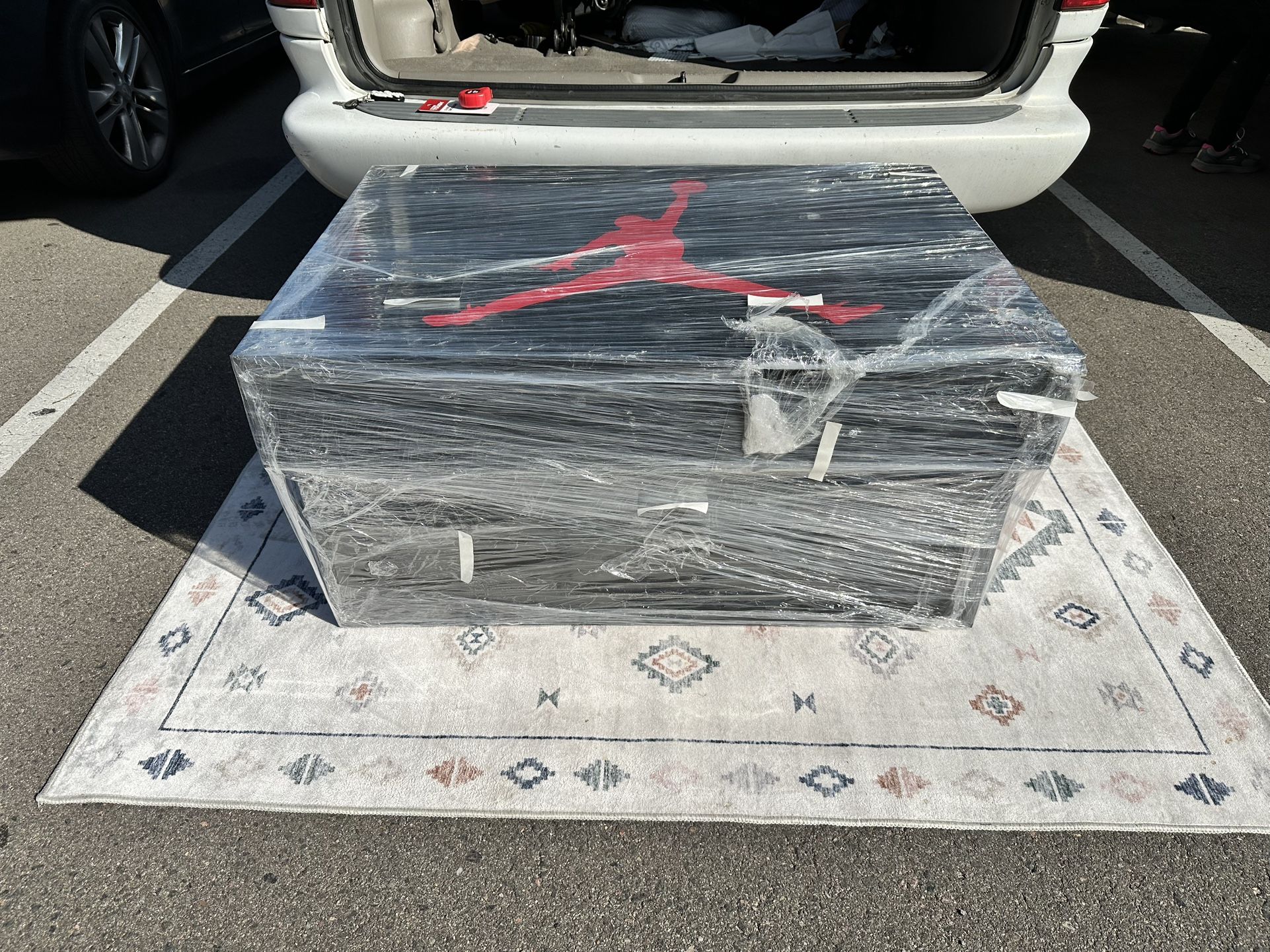 Big Box To Stocking Shoes Or Clothes Wherever You Need Is Hand Made