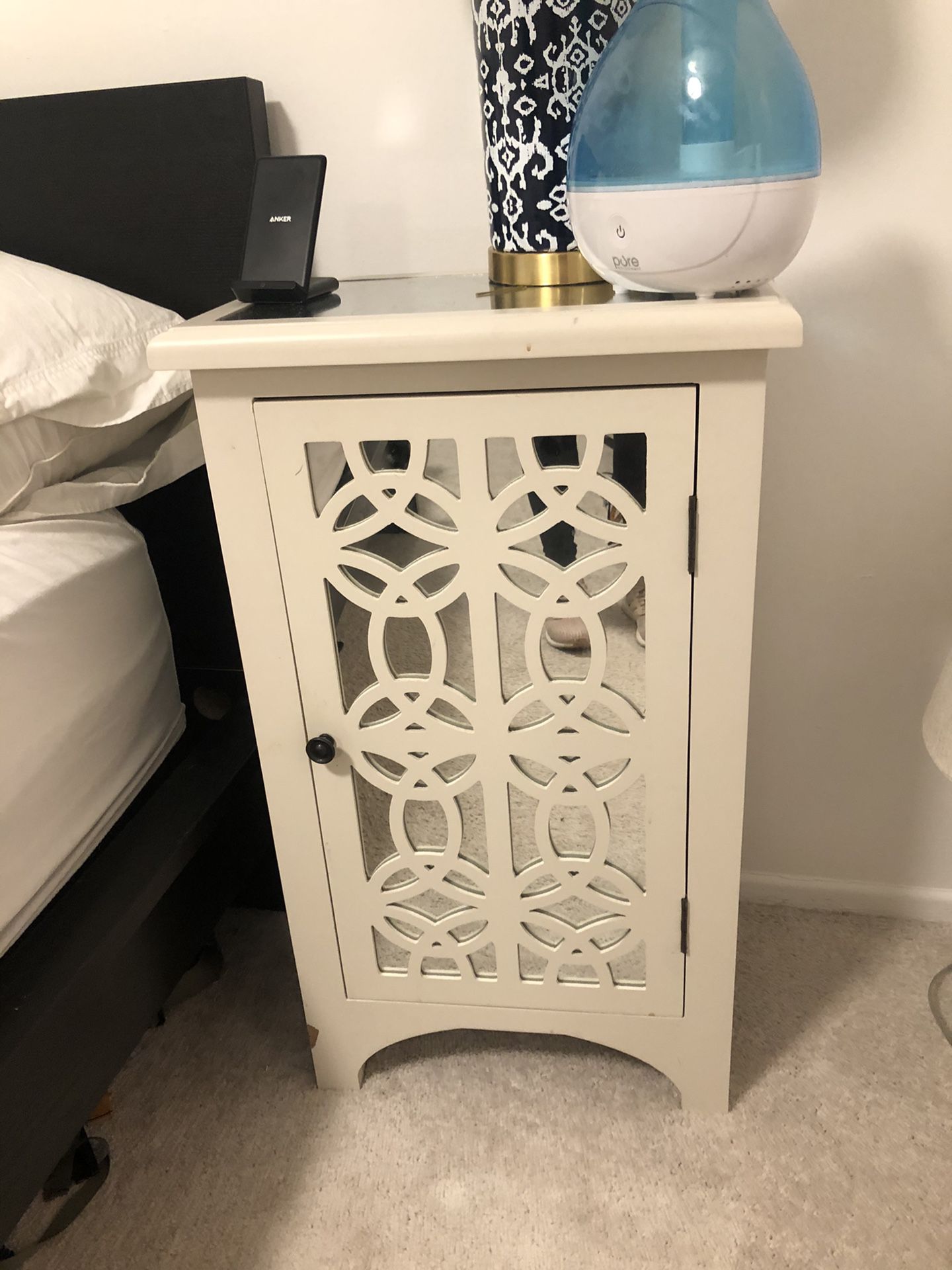 White mirrored night stand/ end table