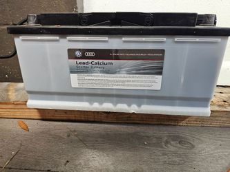 Genuine Audi Q7 battery (Varta)
