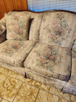 Floral print sofa