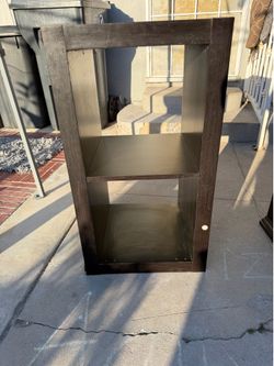 Floor cabinet
