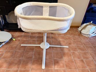 HALO Bassinest Baby Bassinet