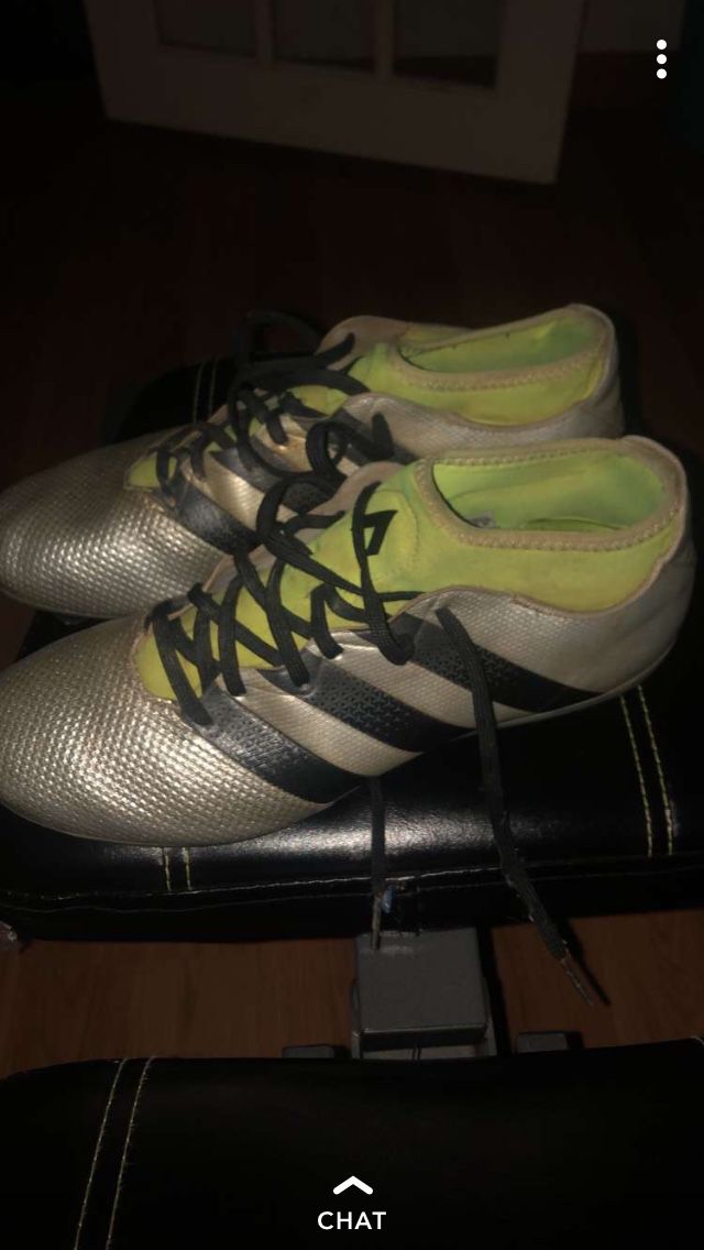 Adidas Soccer Cleats (Size 9.5)
