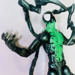 MARVEL LEGENDS LASHER