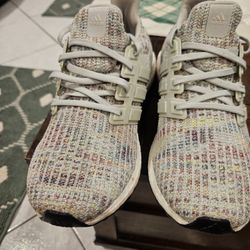 Adidas Ultraboost Rainbow Knit  Running Shoes Men’s Size 8 