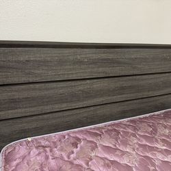 5-Piece Queen Bedroom Set