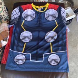 Marvel Avengers Mens Shirt With Cape S/M