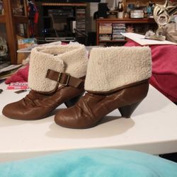 Size 8 Ana Brown Heeled Boots With Fur And Buckle