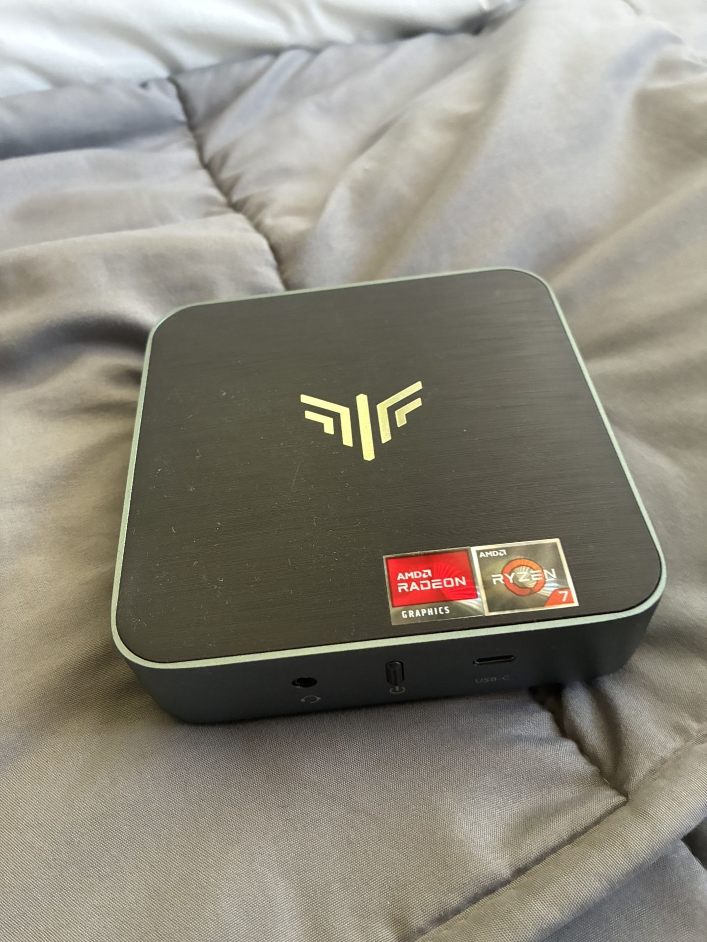 Kamrui AMD Ryzen 7 5700U GAME Mini PC 16GB RAM 512GB Radeon RX Vega Windows 11