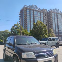2010 Mercury Mariner 