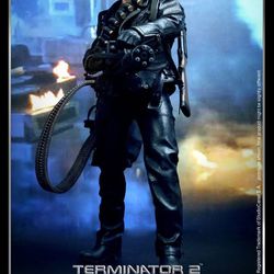 HOT TOYS THE TERMINATOR 2 DX10 T-800 JUDGEMENT DAY
