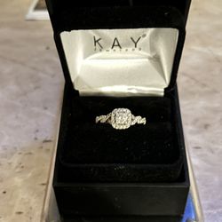 Diamond Engagement Ring 7/8 ct tw Round-cut 14K White Gold